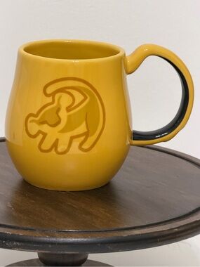 Disney Parks The Lion King Embossed Simba Face & Cave Painting Large Mug 16 oz